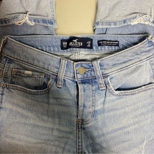 Hollister Low-Rise Crop Boyfriend Jeans